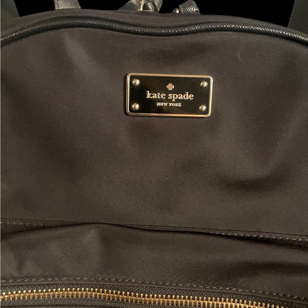 ♠️ Kate Spade Black and Gold Backpack - Picture 3 of 7